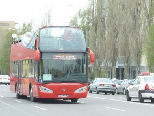 Punctul forte pentru turişti: autobuzele etajate
